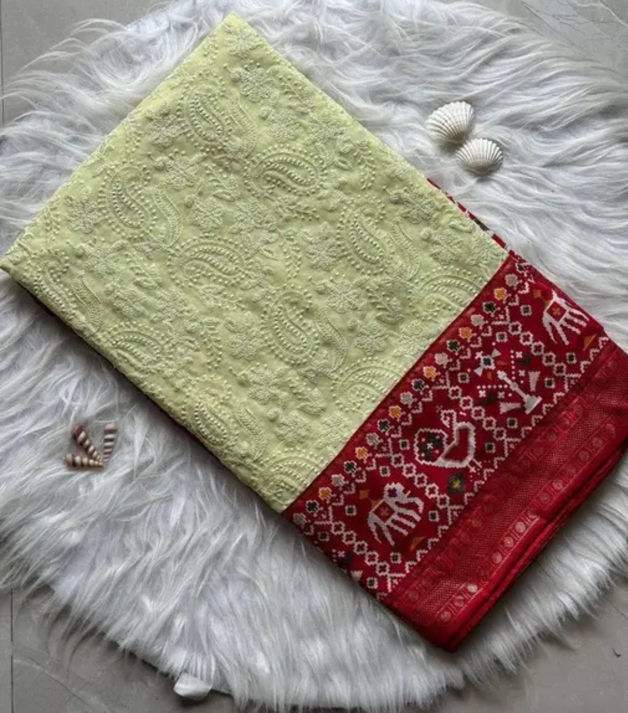 Chikankari saree